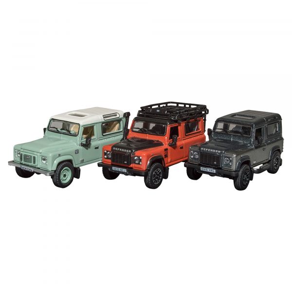 Land Rover Defender Heritage 3 Car Set 1:76 Scale