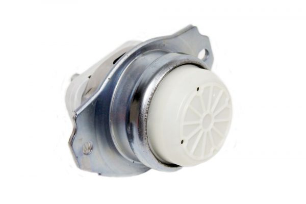 LAND ROVER DISCOVERY L319 ENGINE MOUNT KKB500770