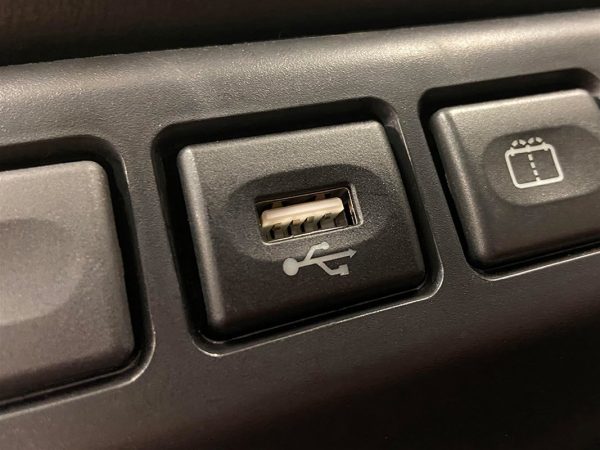 DEFENDER USB SOCKET DA6674 - Image 2