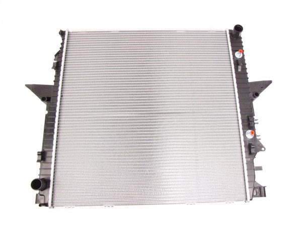 Land Rover Discovery 4 L319 Radiator LR021777