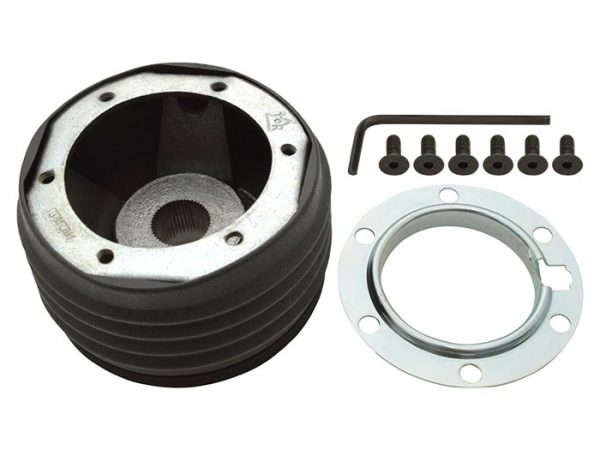 Momo 48 Spline Boss