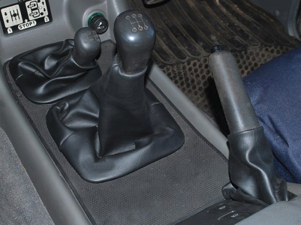 High/Low Lever Gaiter
