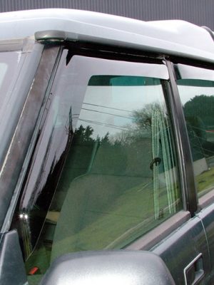 Wind Deflector Kit