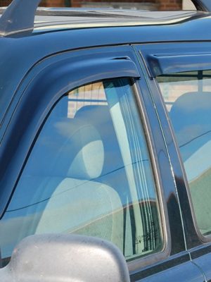 Wind Deflector Kit
