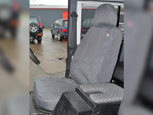 Defender Front Puma Waterproof Seat Covers Grey  DA2818GREY