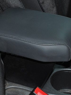 Cubby Box & Armrest