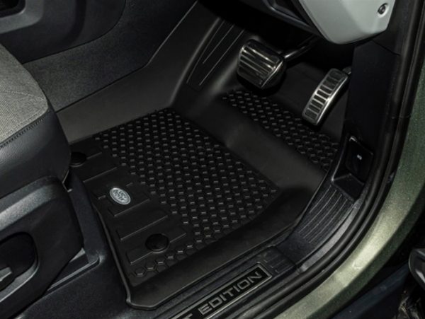 Genuine 5 Seat Rubber Floor Mat Set for New Defender 110 - VPLLE0046LR - Image 2