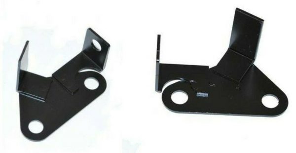 LAND ROVER DEFENDER 90/110 1994-98 - PAIR FRONT BRAKE PIPE BRACKETS - FRC7201/2