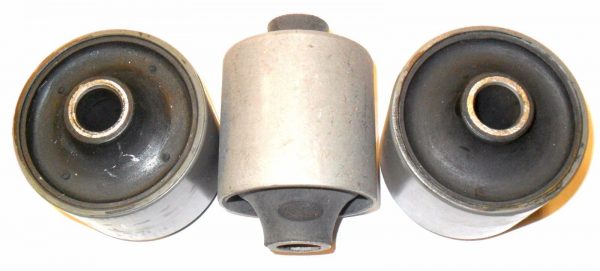 Land Rover Discovery 2 - Rear Radius Arm Bush Kit - RBX101730(1)&ANR6947(2)