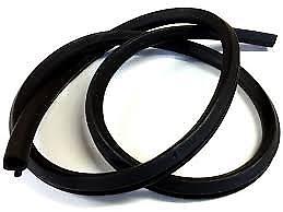 BEARMACH LAND ROVER SERIES 2 & 3 TRUCK CAB ROOF TO REAR CAB RUBBER SEAL LR053827