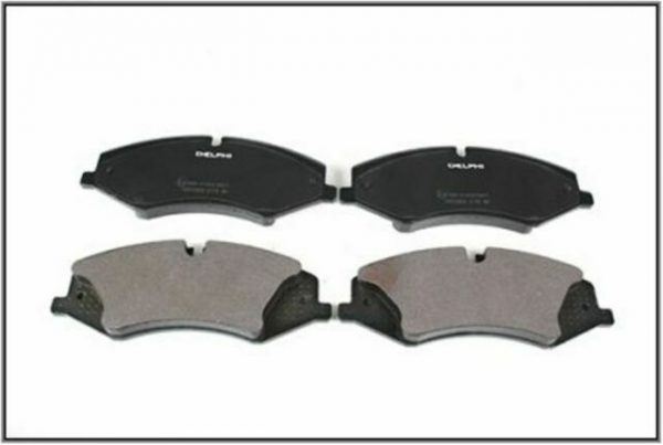 LAND ROVER DISCOVERY 4 3.0 TDV6 FRONT DELPHI BRAKE PADS  LR051626D