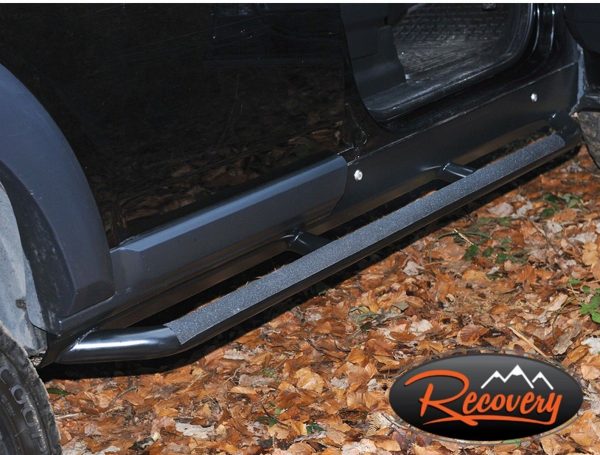 LAND ROVER DISCOVERY 3 & 4 Sill Protection Rock Slider / Side Steps Pair  DA7533