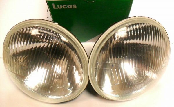 LAND ROVER - 7" RHD NON PILOT HEADLIGHTS 6V / 12V UEC P45t LUCAS X2 - AEU2517LX2