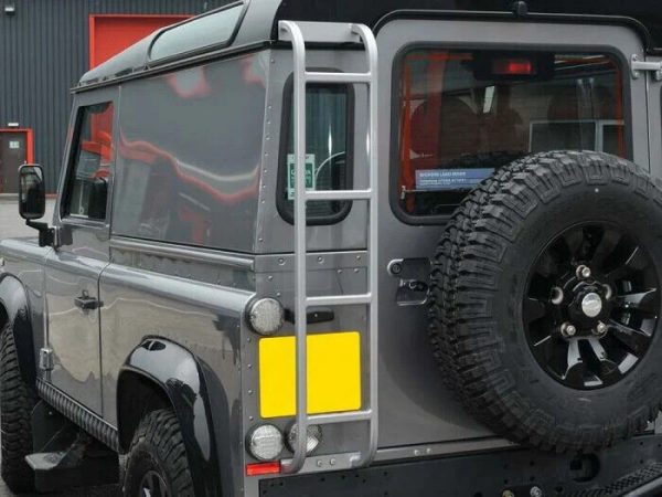 LAND ROVER DEFENDER -  GREY ALUMINIUM ROBUST REAR DOOR LADDER - DA3073 - Image 3