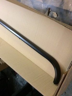 Land Rover Discovery 3/4 2004>2016 Side Step Trim Edging Strip Replacement BLACK