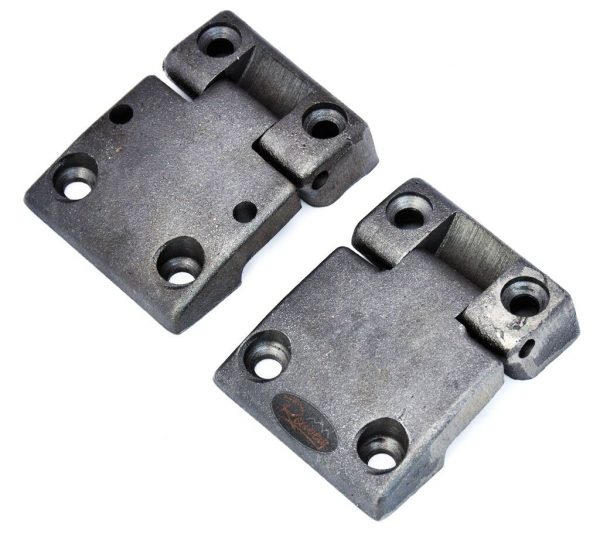 Land Rover Series 3 and Defender - RH Upper & Lower Door Hinges (2) - MXC8282/4