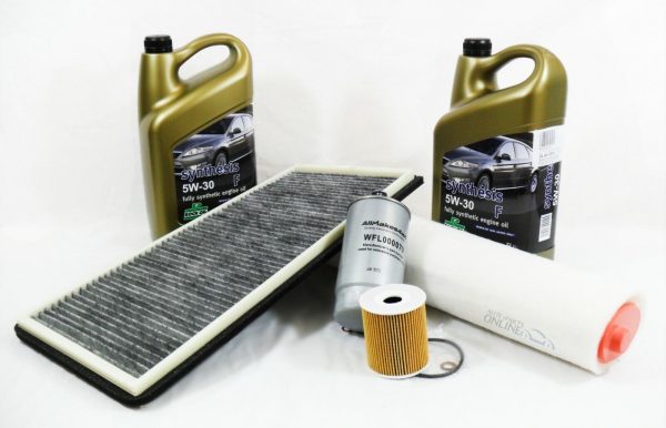 RANGE ROVER L322 3.0 TD6  SERVICE FILTER KIT  & 10L ROCK OIL
