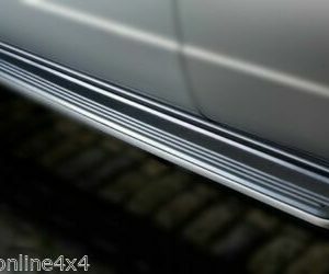 RANGE ROVER L322 BLACK RUBBER COVERED SIDE STEPS (PAIR) - RE/L322